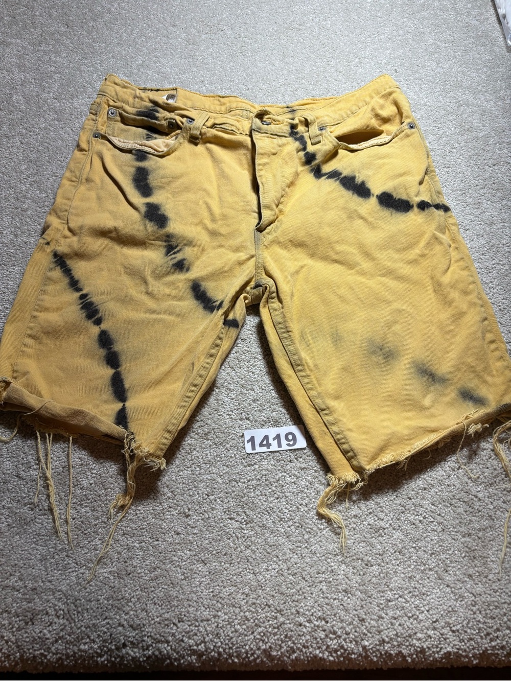 LEVI'S‎ Men 511  Cut Shorts Yellow Tie Dye Stretch Size 36
